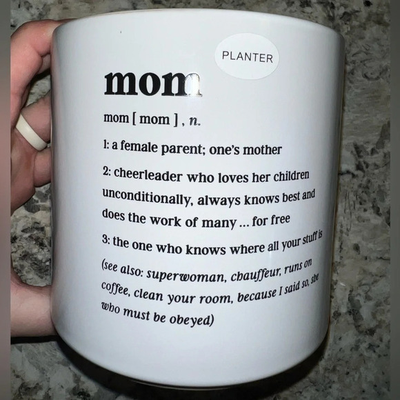 NWOT “Mom” Ceramic Planter - Picture 1 of 4